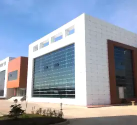 Kızılay Lojistik Merkezi / Tepeören Tuzla