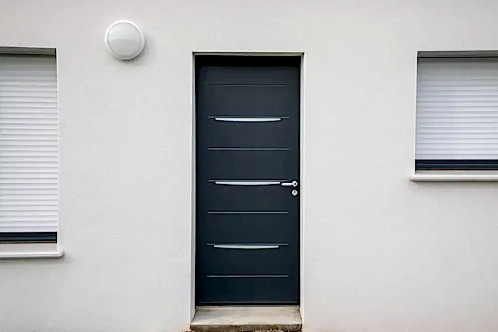 Aluminyum Panel Kapi