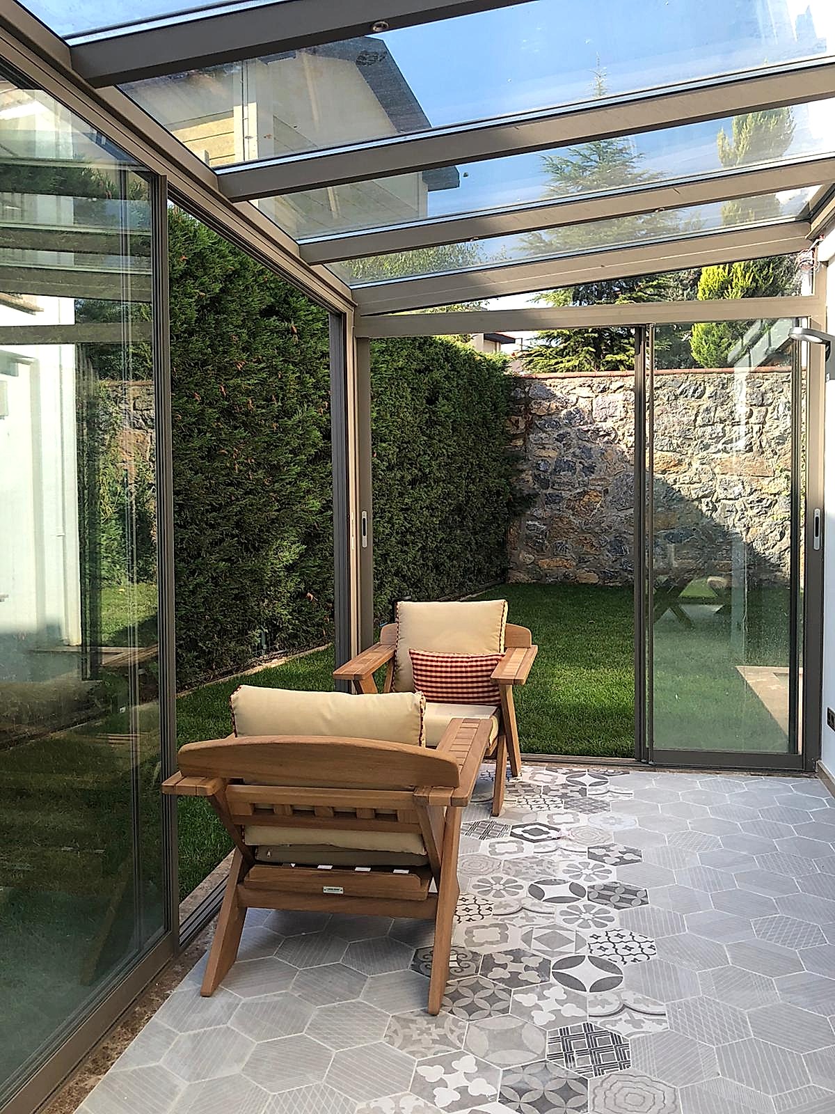 Idealist Kent Cekmekoy 2