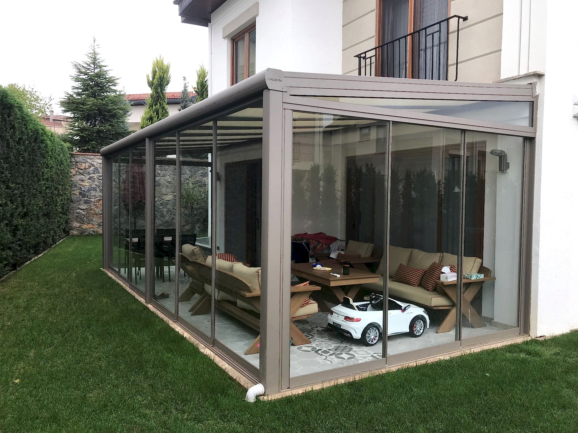 Idealist Kent Villalari 4