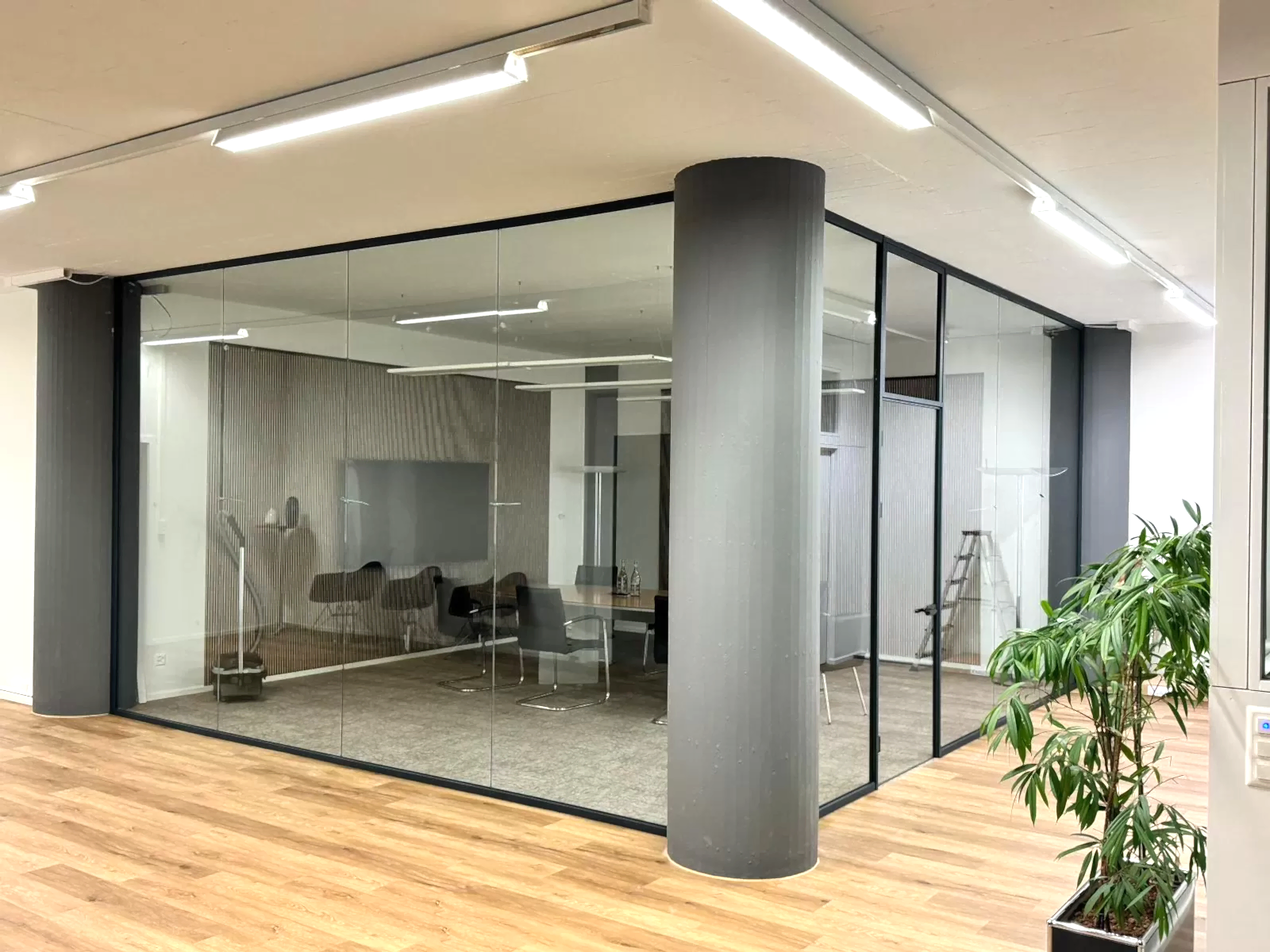 Ofis Cam Bolme Panelleri