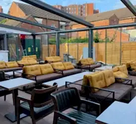 Swish Lounge / İngiltere